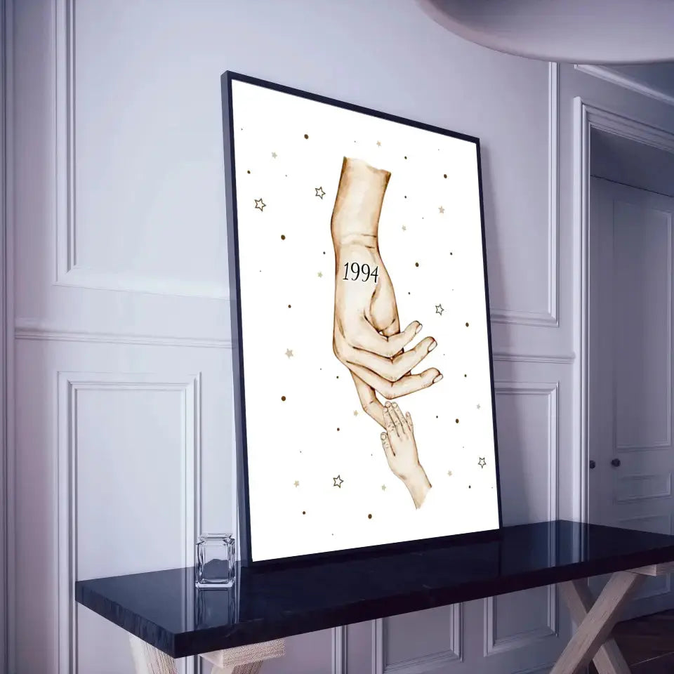 Personalizuotas Mama ir 1-4 vaikai susikibę už rankų plakatas iliustracija, plakatas su rėmeliu, Motinos Rankos, Naujagimio Plakatas, Menas, Laikydami rankas, Šeimos rankos Poster - dovanokis.lt