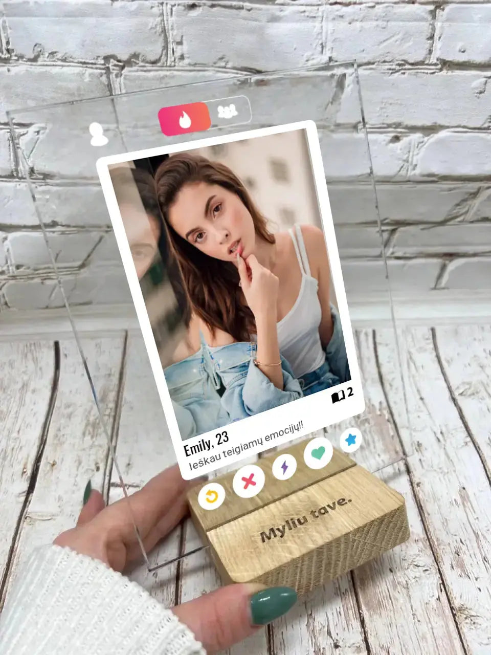 Personalizuotas "Tinder" stiklinis posteris su jūsų nuotrauka TeeInBlue