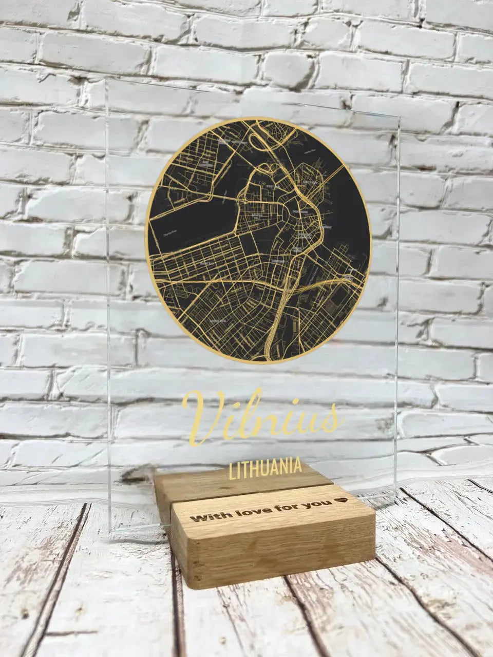 Personalizuotas auksinis, sidabrinis, bronzinis žemėlapio stiklinis posteris, su jūsų įsimintina vieta TeeInBlue