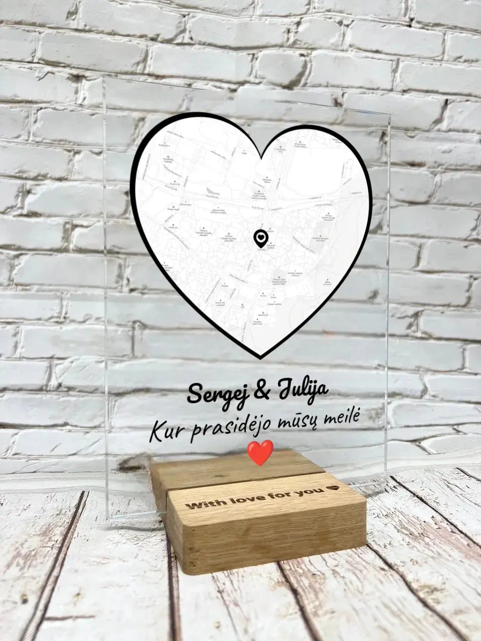 Personalizuotas Meilės žemėlapio stiklinis posteris su jūsų įsimintina vieta TeeInBlue