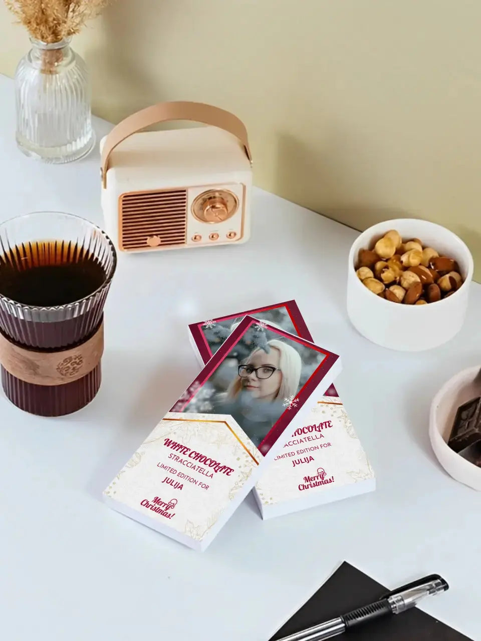 Personalizuotas „Kalėdinio dizaino“ šokoladas su jūsų nuotrauka TeeInBlue Šokoladas