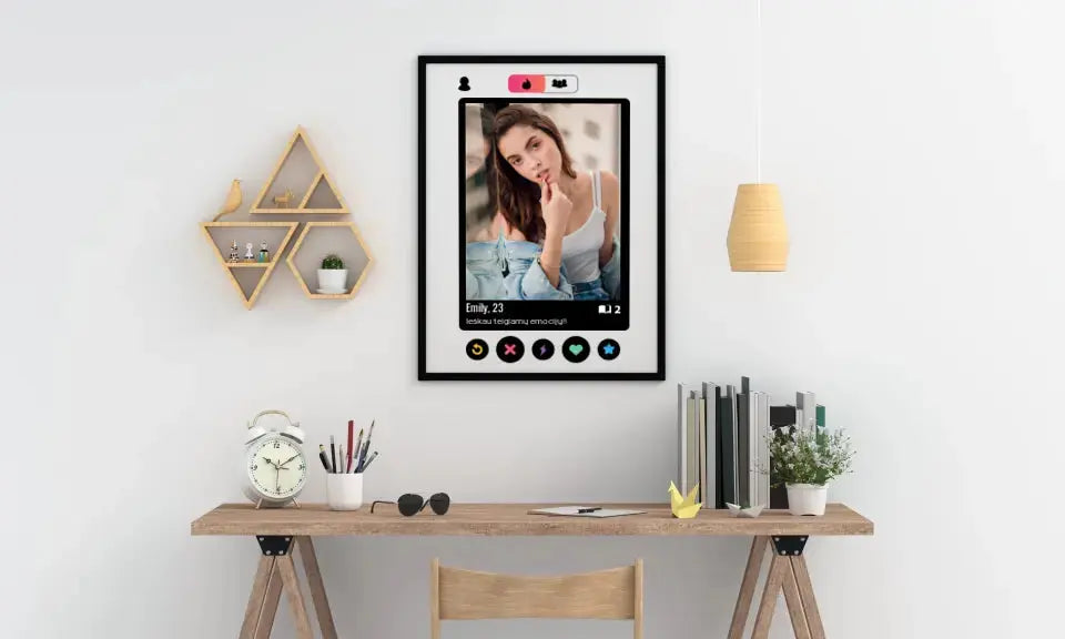 Personalizuotas "Tinder" dizaino įrėmintas plakatas su jūsų nuotrauka ir tekstu Posteris(Plakatas) - dovanokis.lt