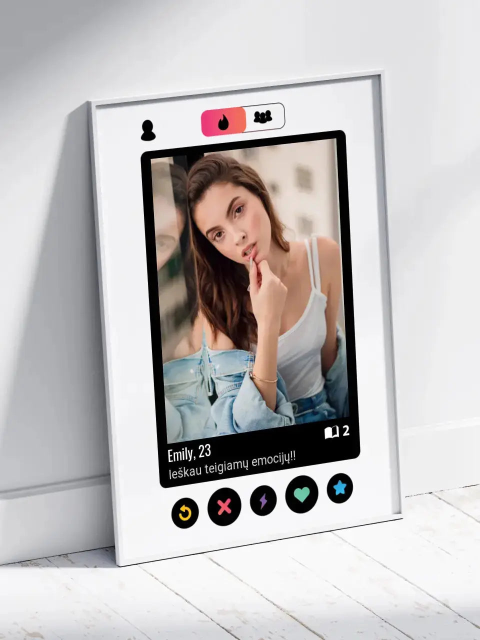 Personalizuotas "Tinder" dizaino įrėmintas plakatas su jūsų nuotrauka ir tekstu Posteris(Plakatas) - dovanokis.lt