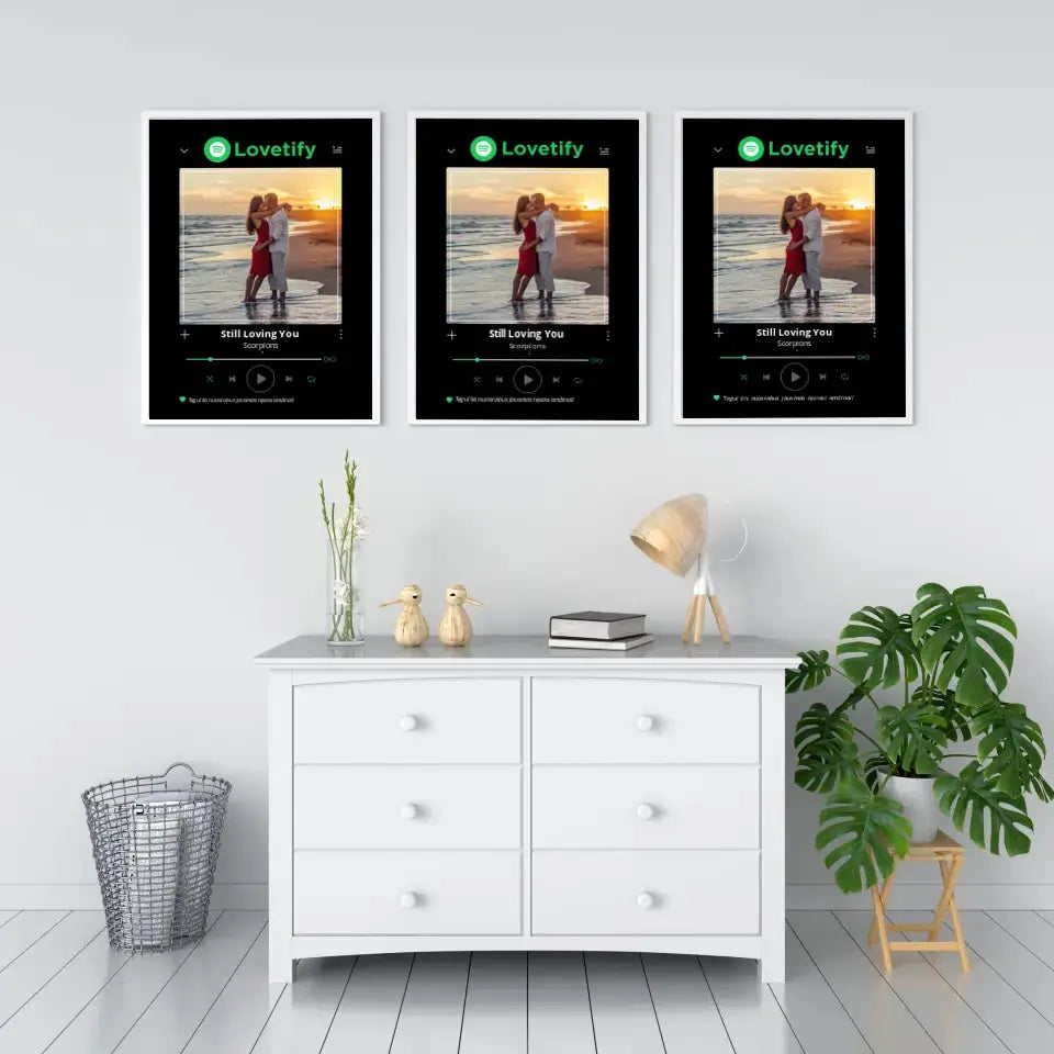 Personalizuotas Lovetify muzikos grotuvo įrėmintas plakatas su jūsų nuotrauka ir daina Posteris(Plakatas) - dovanokis.lt