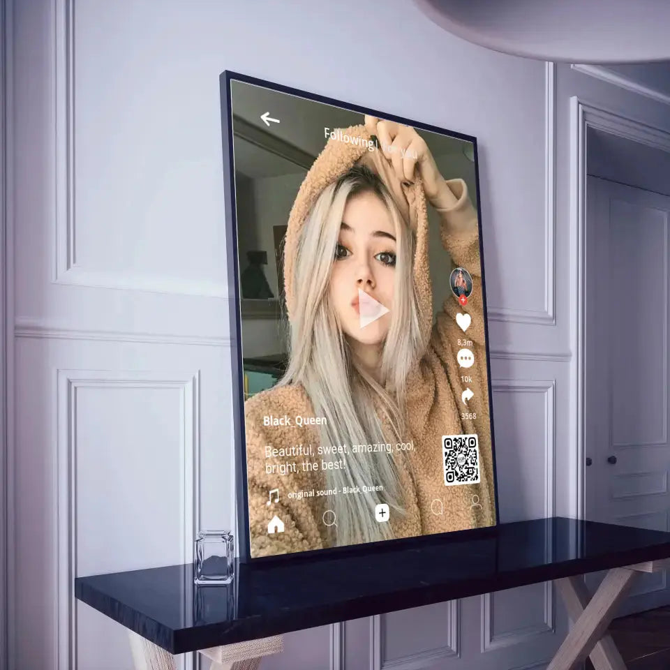 Personalizuotas "TikTok" dizaino įrėmintas plakatas su jūsų nuotrauka ir tekstais Posteris(Plakatas) - dovanokis.lt