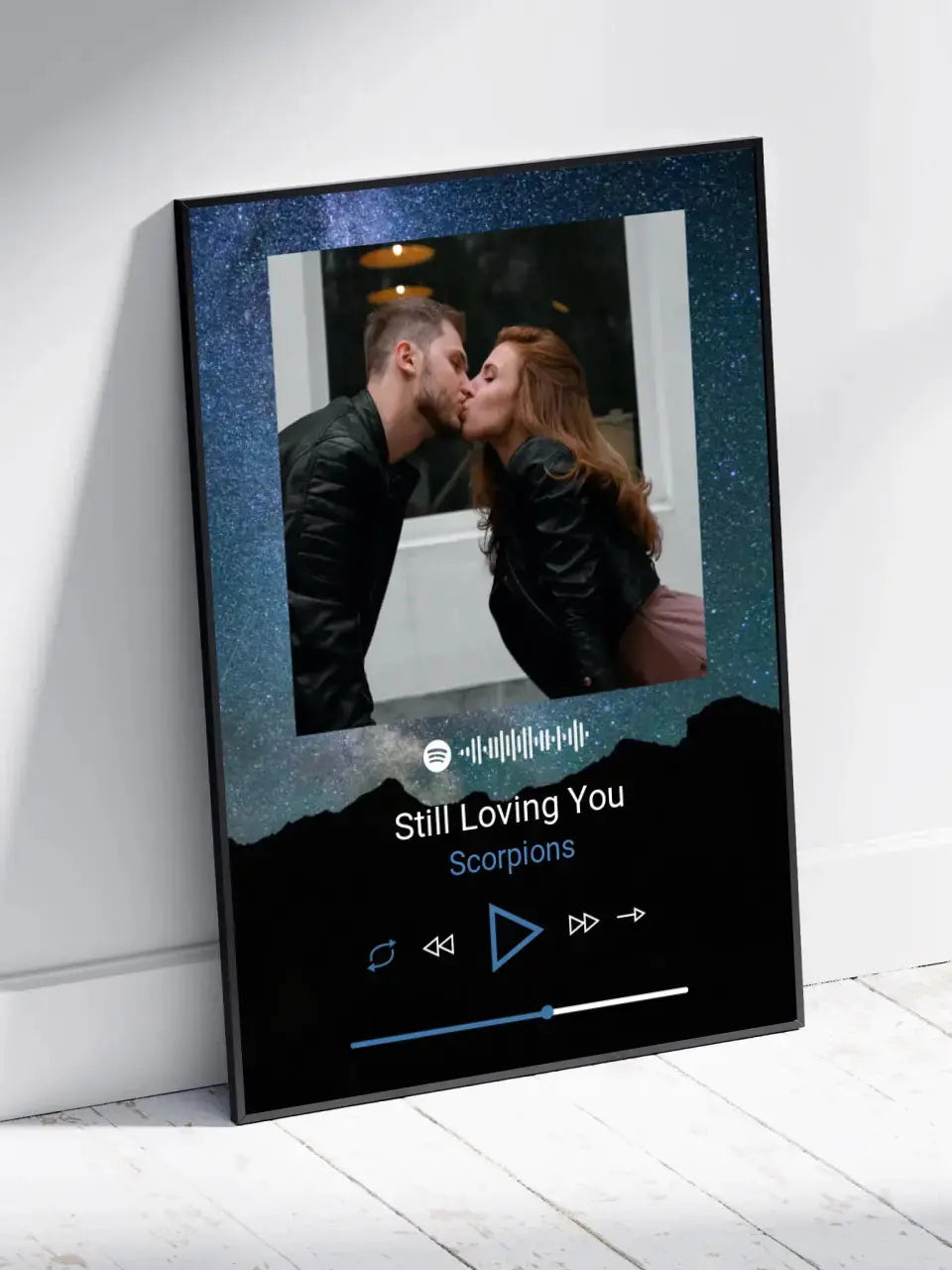 Personalizuotas Spotify muzikos grotuvo plakatas su jūsų nuotrauka, fonu, daina ir spotify kodu Poster - dovanokis.lt