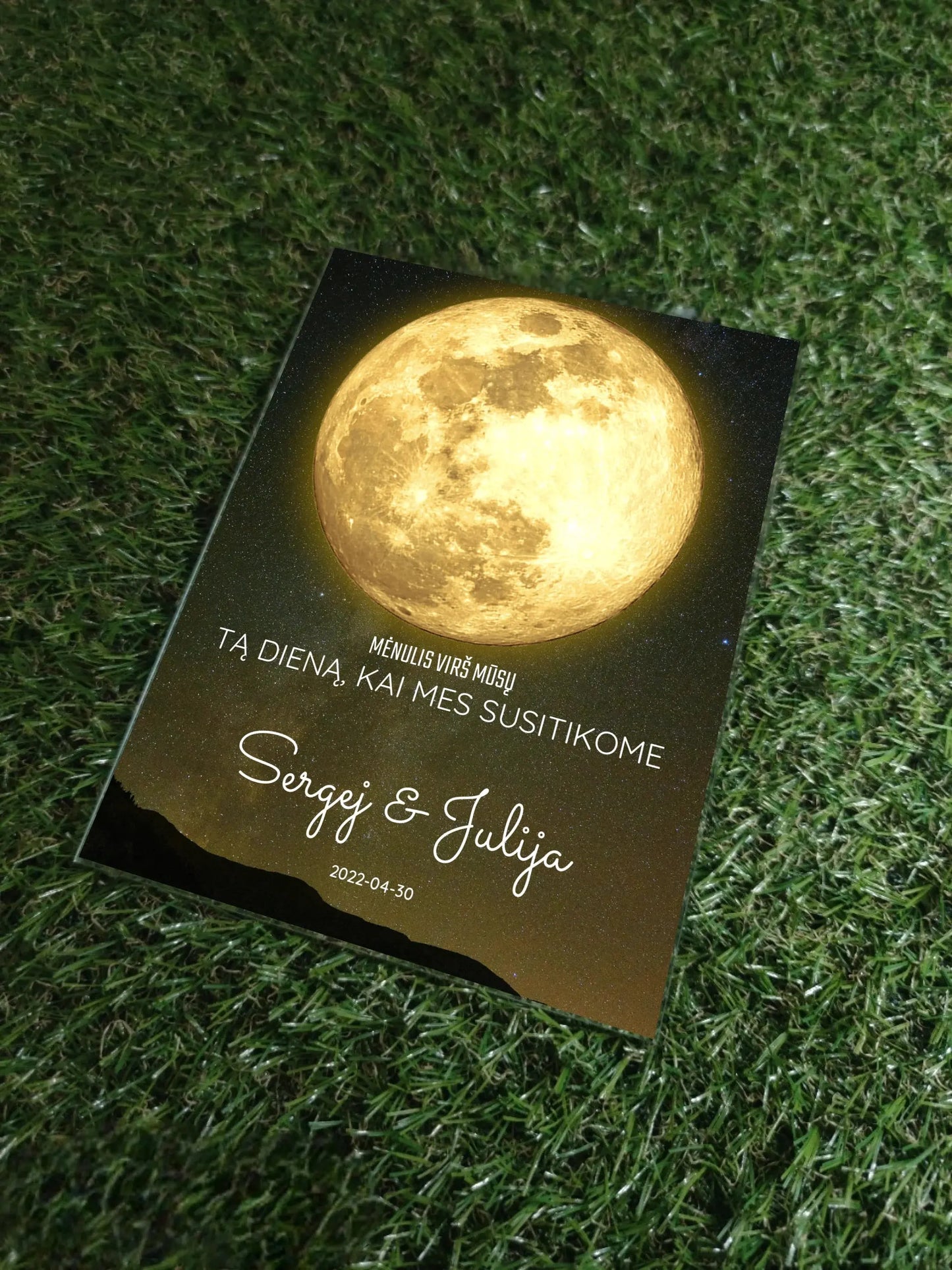 Personalizuotas mėnulio fazės stiklinis posteris, pritaikytas pagal datą ir vietą MNFZ-003 Stiklas - dovanokis.lt