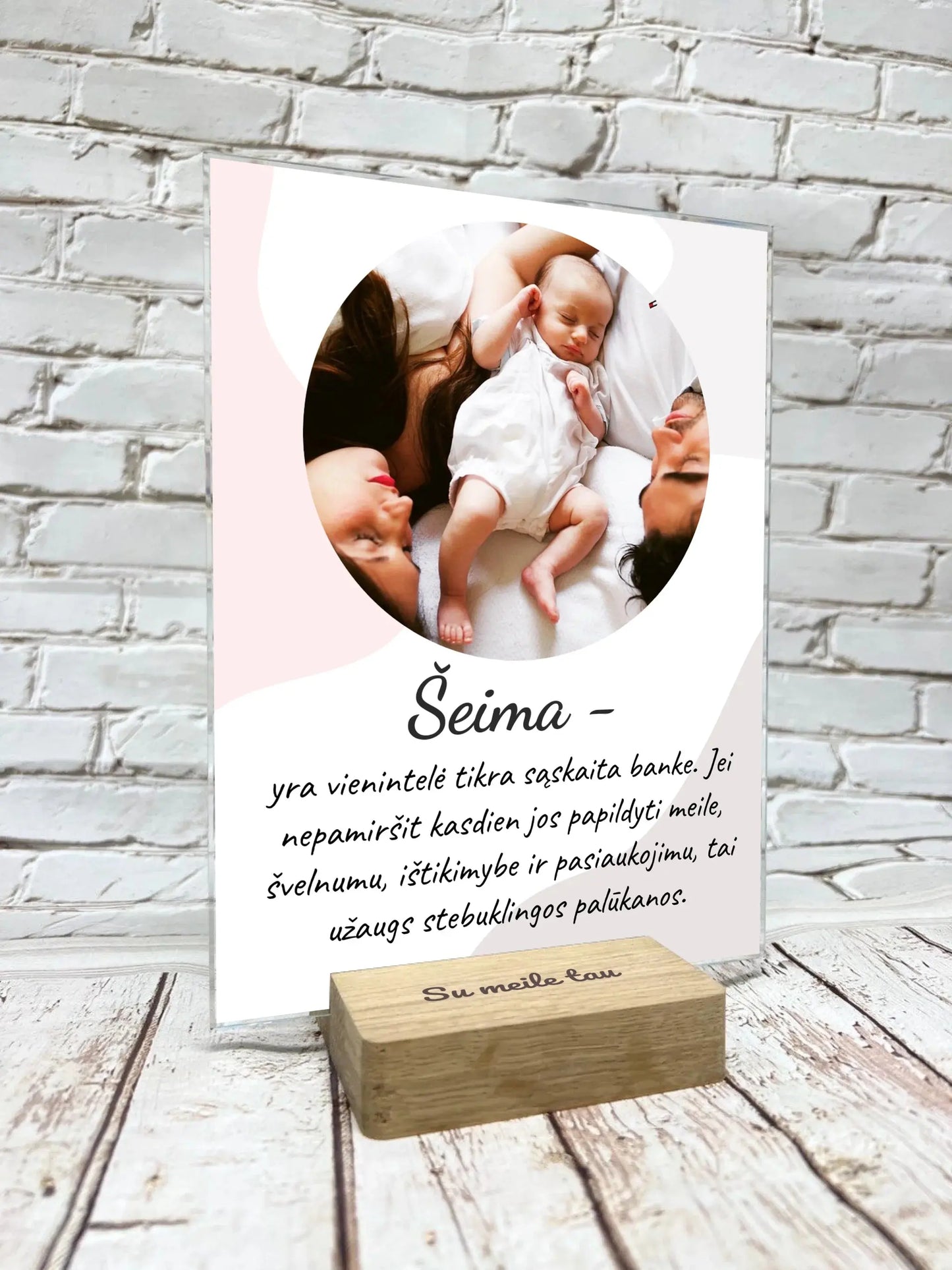 Personalizuotas šeimos iliustracijos spaudinys ant stiklo su jūsų nuotrauka SPD-002 Stiklas - dovanokis.lt