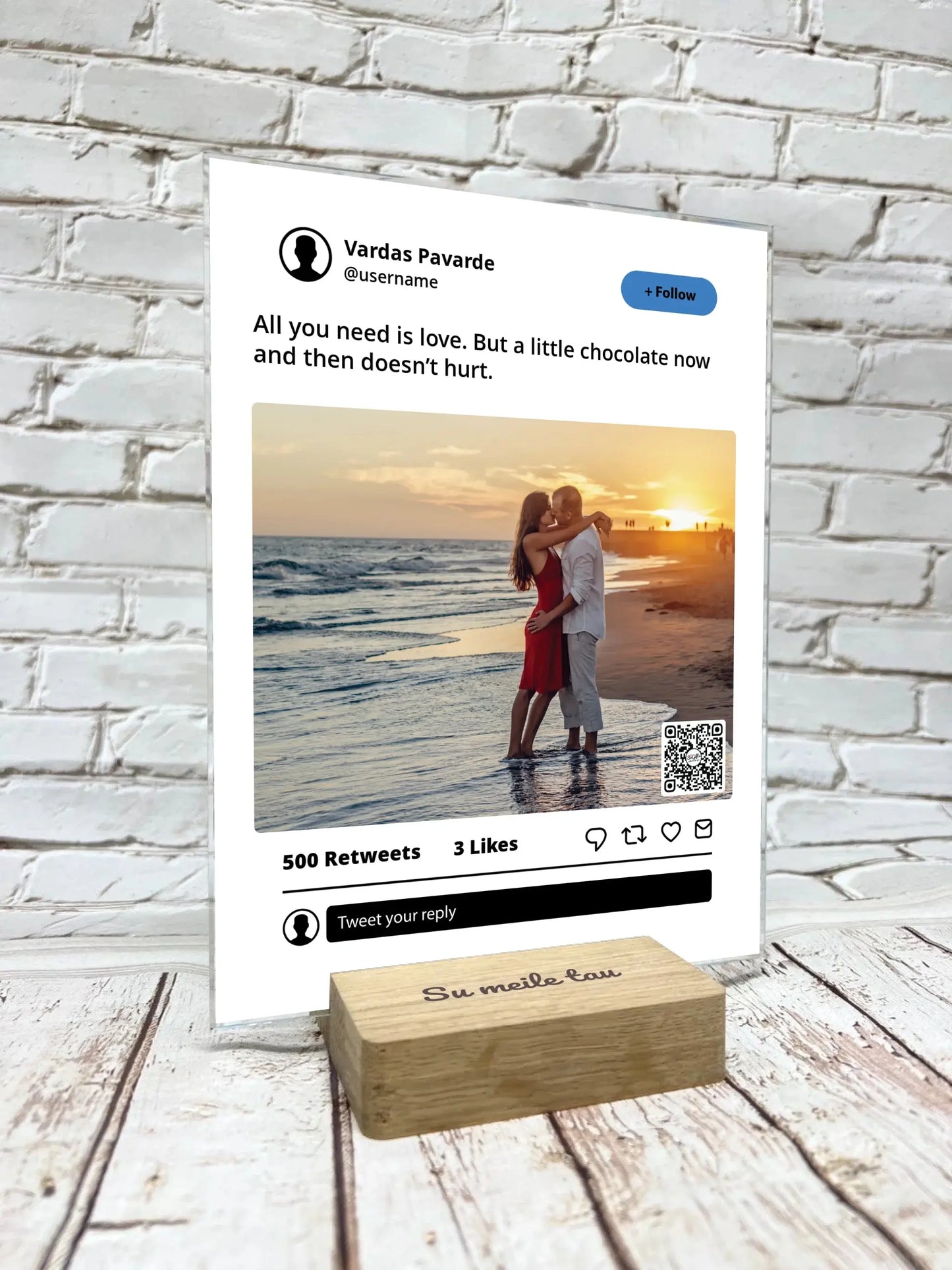 Personalizuotas "Twitter" dizaino kūrinys ant stiklo su jūsų nuotrauka ir tekstu Stiklas - dovanokis.lt