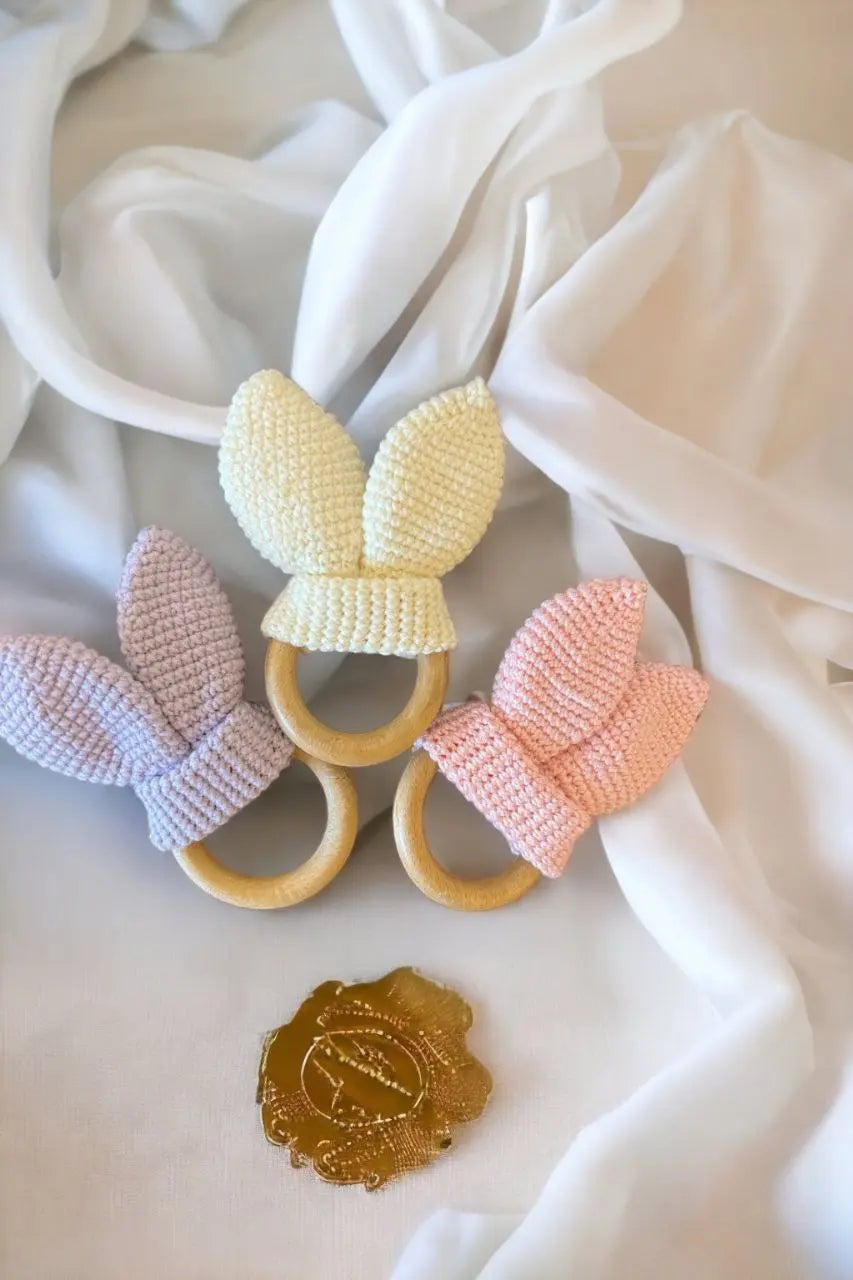 Dantų kramtukai vaikams su traškančiais ausytėmis - Kramtukai & Barškučiai - Balta, Gimtadienis, Kalėdos ir Naujieji metai, Kramtukai, Kūdikiams, Kūdikis, Mietine, Not-on-sale, Pilka, Ružava, Turkish, Violetine - Megzti, nerti ir mediniai žaislai turi ypa