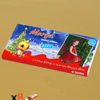 Personalizuota Kinder 8 batonėlių šokoladinė dėžutė su jūsų nuotrauka, Kalėdinė versija su pasirenkamais drakonų kūdikiais TeeInBlue