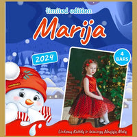 Personalizuota Kinder 4 batonėlių šokoladinė dėžutė su jūsų nuotrauka, Kalėdinė versija su sniego seneliu TeeInBlue