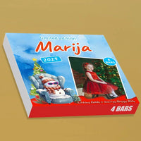 Personalizuota Kinder 4 batonėlių šokoladinė dėžutė su jūsų nuotrauka, Kalėdinė versija su bosu sniego seneliu TeeInBlue