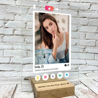 Personalizuotas "Tinder" stiklinis posteris su jūsų nuotrauka TeeInBlue