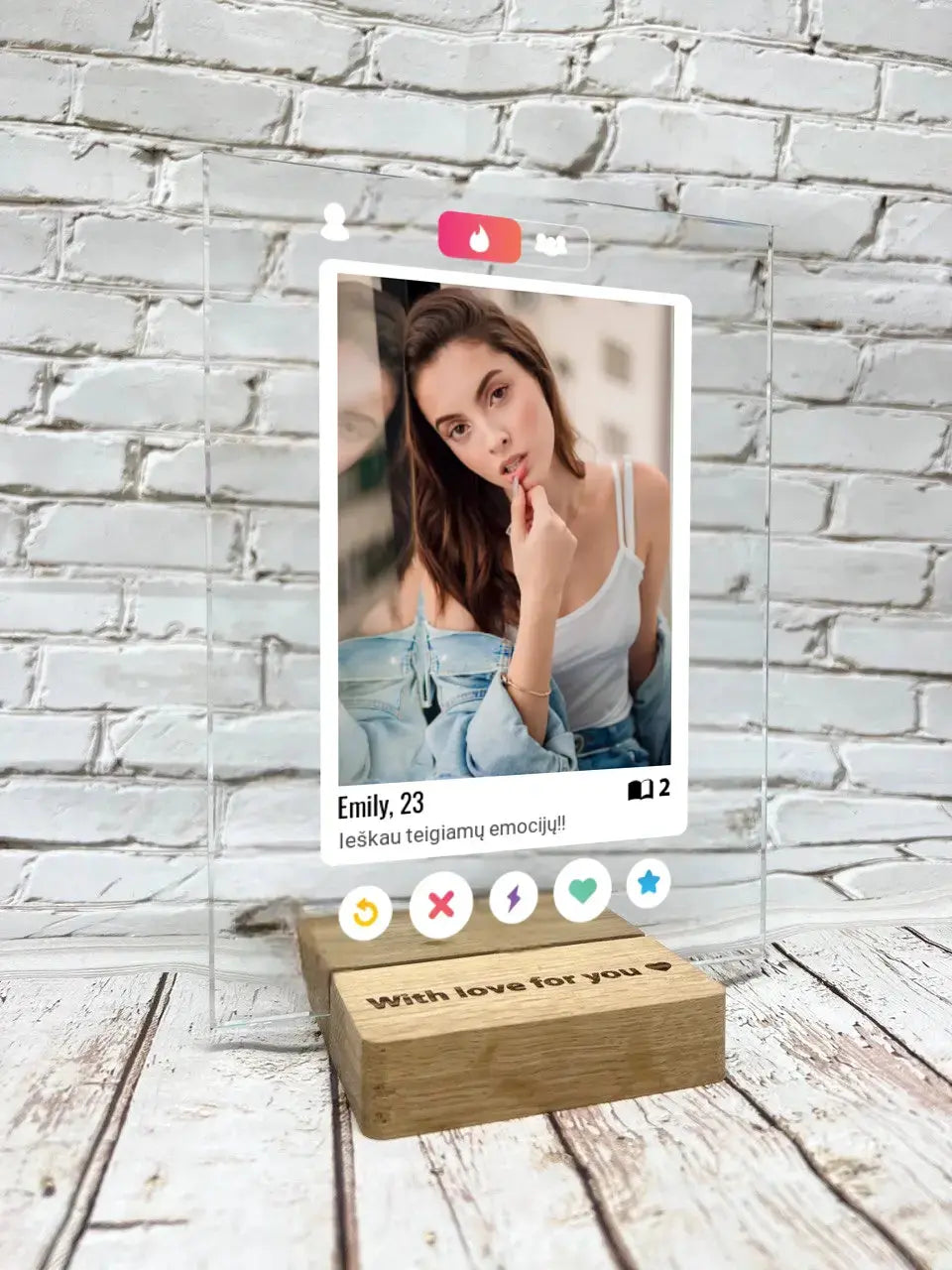 Personalizuotas "Tinder" stiklinis posteris su jūsų nuotrauka TeeInBlue