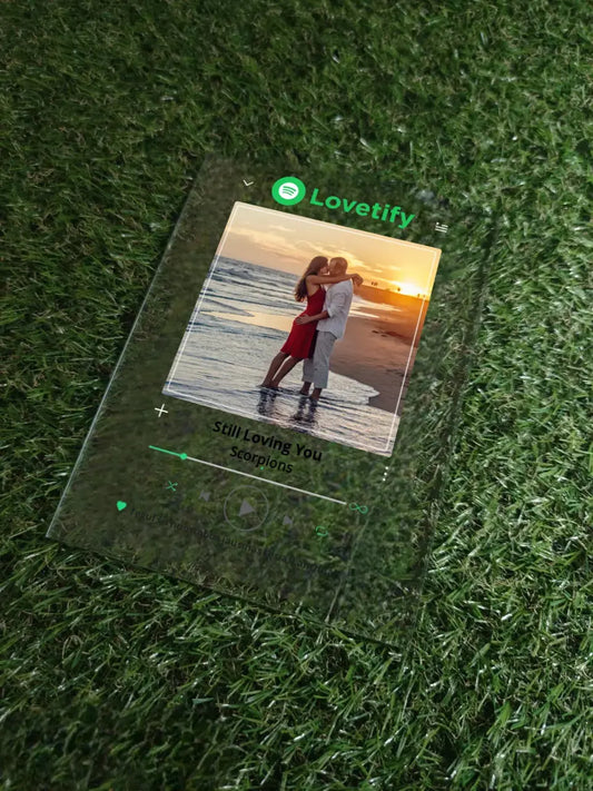 Personalizuotas "Lovetify" stiklinis posteris su jūsų nuotrauka, kaip spotify TeeInBlue