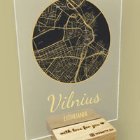 Personalizuotas auksinis, sidabrinis, bronzinis žemėlapio stiklinis posteris, su jūsų įsimintina vieta TeeInBlue