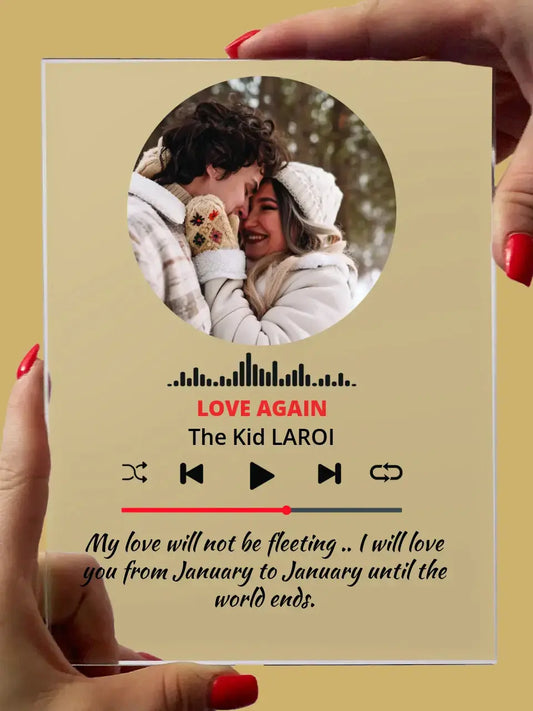 Personalizuotas muzikos grotuvo stiklinis posteris su jūsų nuotrauka ir tekstu TeeInBlue