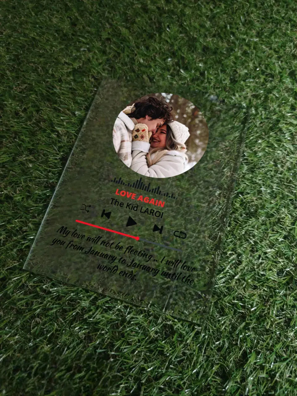 Personalizuotas muzikos grotuvo stiklinis posteris su jūsų nuotrauka ir tekstu TeeInBlue