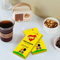 Personalizuotas "Love is Yellow" šokoladas su jūsų nuotrauka  Šokoladas -  dovanokis.lt