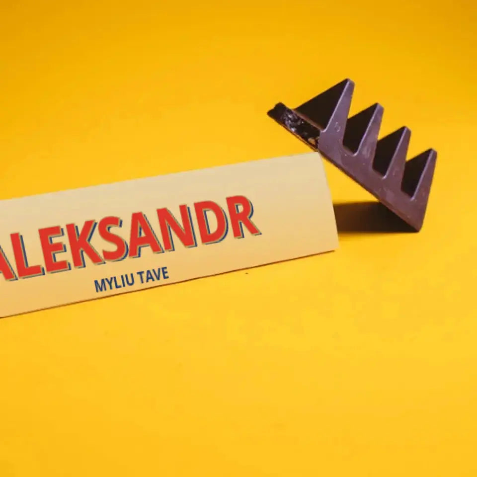 Personalizuotas "Toblerone S" šokoladas su jūsų vardu ir žinutė TeeInBlue