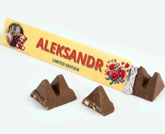 Personalizuotas "Toblerone S" šokoladas su jūsų vardu, nuotrauka ir žinutė valentino dienos proga, romantišku meškiuku pasirinkimas TeeInBlue