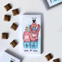 Personalizuotas "Tikra boso šeima" šokoladas, iliustracijos sukurimas su vaiku TeeInBlue Šokoladas