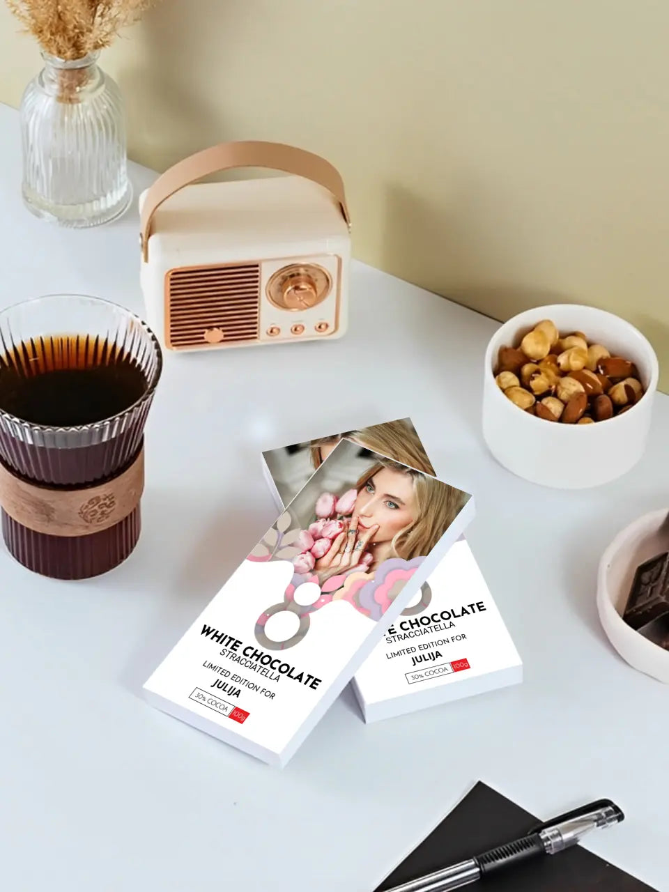 Personalizuotas "Moterų dienos dizainas 1" šokoladas su jūsų nuotrauka