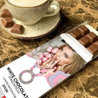 Personalizuotas "Moterų dienos dizainas 1" šokoladas su jūsų nuotrauka TeeInBlue Šokoladas