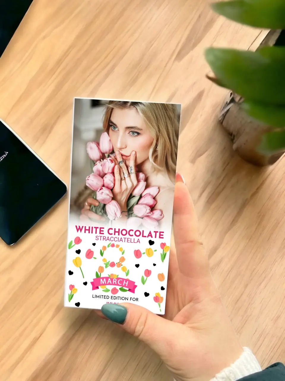 Personalizuotas "Moterų dienos dizainas 3" šokoladas su jūsų nuotrauka