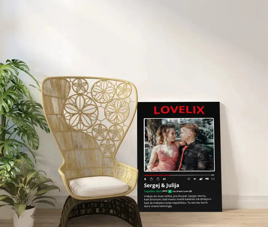 Personalizuotas "Lovelix" dizaino kūrinys ant drobės su jūsų nuotrauka ir vardais  Drobe -  dovanokis.lt