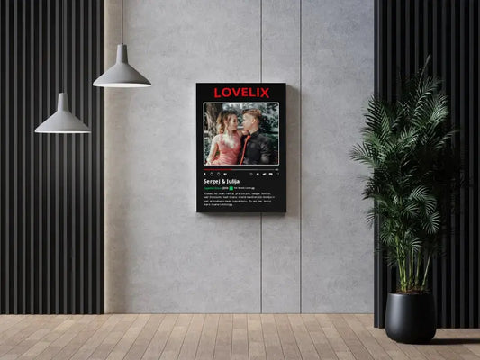 Personalizuotas "Lovelix" dizaino kūrinys ant drobės su jūsų nuotrauka ir vardais  Drobe -  dovanokis.lt