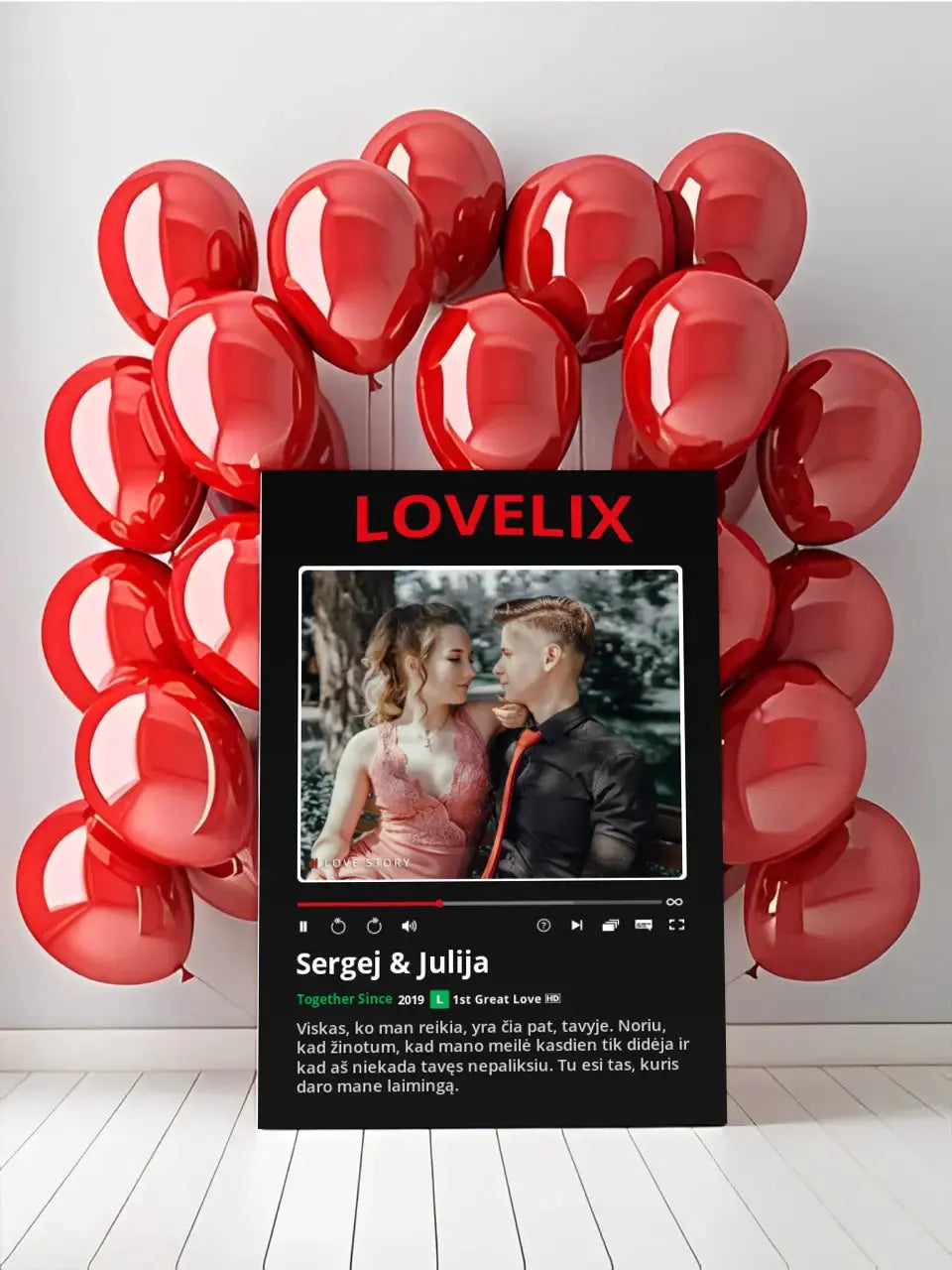 Personalizuotas "Lovelix" dizaino kūrinys ant drobės su jūsų nuotrauka ir vardais  Drobe -  dovanokis.lt