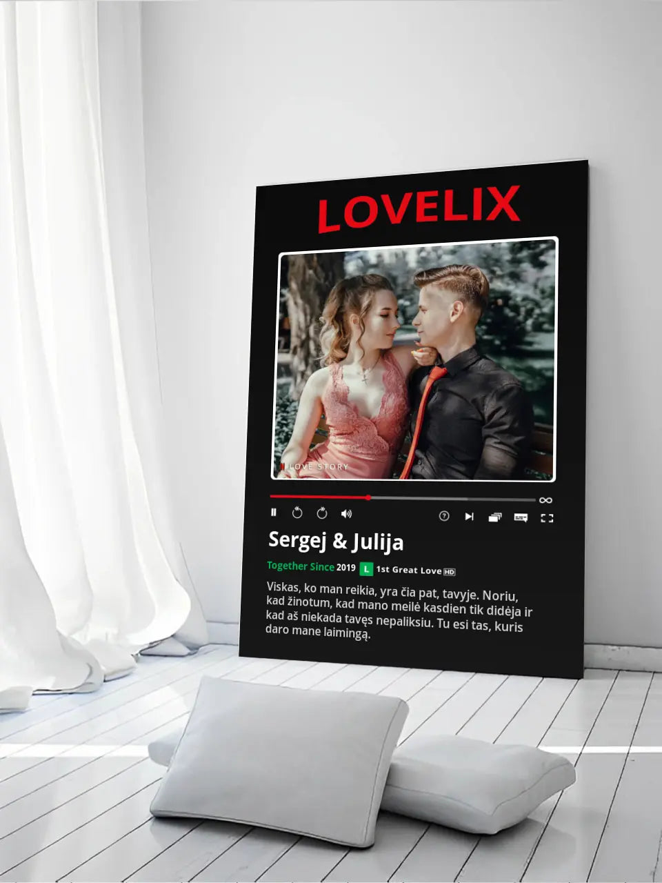 Personalizuotas "Lovelix" dizaino kūrinys ant drobės su jūsų nuotrauka ir vardais