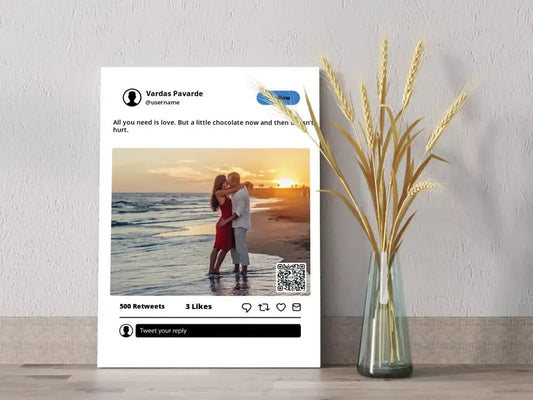 Personalizuotas "Twitter" dizaino kūrinys ant drobės su jūsų nuotrauka ir tekstu  Drobe -  dovanokis.lt