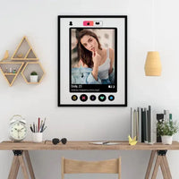 Personalizuotas "Tinder" dizaino įrėmintas plakatas su jūsų nuotrauka ir tekstu  Posteris(Plakatas) -  dovanokis.lt