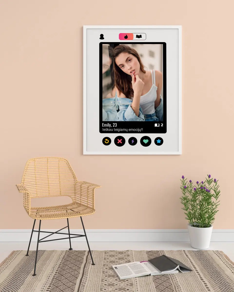 Personalizuotas "Tinder" dizaino įrėmintas plakatas su jūsų nuotrauka ir tekstu