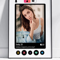 Personalizuotas "Tinder" dizaino įrėmintas plakatas su jūsų nuotrauka ir tekstu  Posteris(Plakatas) -  dovanokis.lt