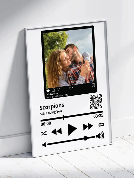 Personalizuotas "Besties" dizaino įrėmintas plakatas su jūsų nuotrauka ir pasirinkta daina  Posteris(Plakatas) -  dovanokis.lt