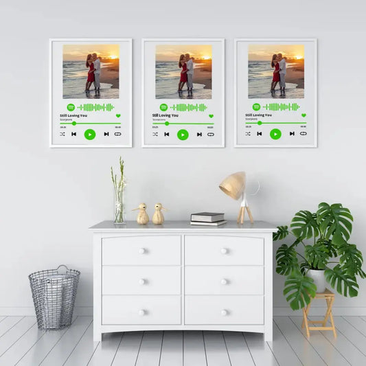 Personalizuotas Spotify muzikos grotuvo įrėmintas plakatas su jūsų nuotrauka, daina ir spotify kodu  Posteris(Plakatas) -  dovanokis.lt