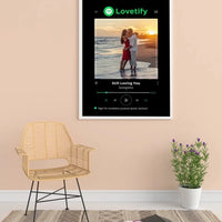 Personalizuotas Lovetify muzikos grotuvo įrėmintas plakatas su jūsų nuotrauka ir daina  Posteris(Plakatas) -  dovanokis.lt