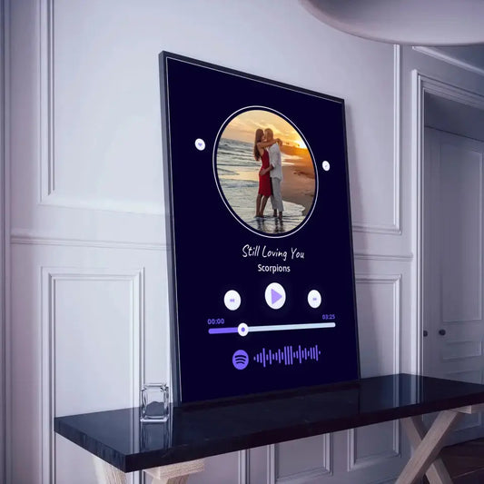 Personalizuotas Spotify muzikos grotuvo įrėmintas plakatas su jūsų nuotrauka, daina ir spotify kodu  Posteris(Plakatas) -  dovanokis.lt