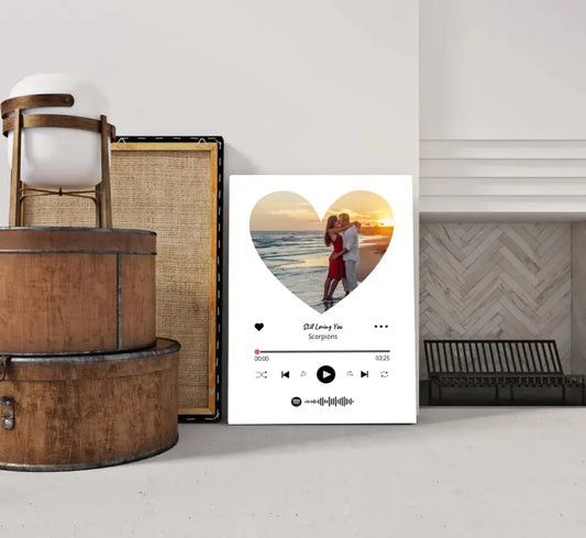 Personalizuotas Spotify muzikos grotuvas ant drobės su jūsų nuotrauka širdelės formos, daina ir spotify kodu  Drobe -  dovanokis.lt