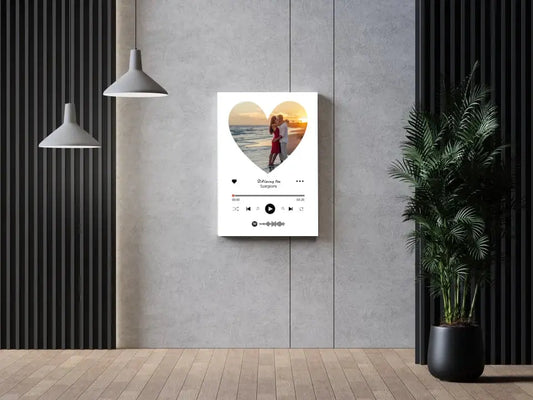 Personalizuotas Spotify muzikos grotuvas ant drobės su jūsų nuotrauka širdelės formos, daina ir spotify kodu  Drobe -  dovanokis.lt