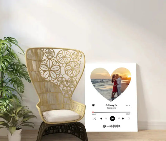 Personalizuotas Spotify muzikos grotuvas ant drobės su jūsų nuotrauka širdelės formos, daina ir spotify kodu  Drobe -  dovanokis.lt