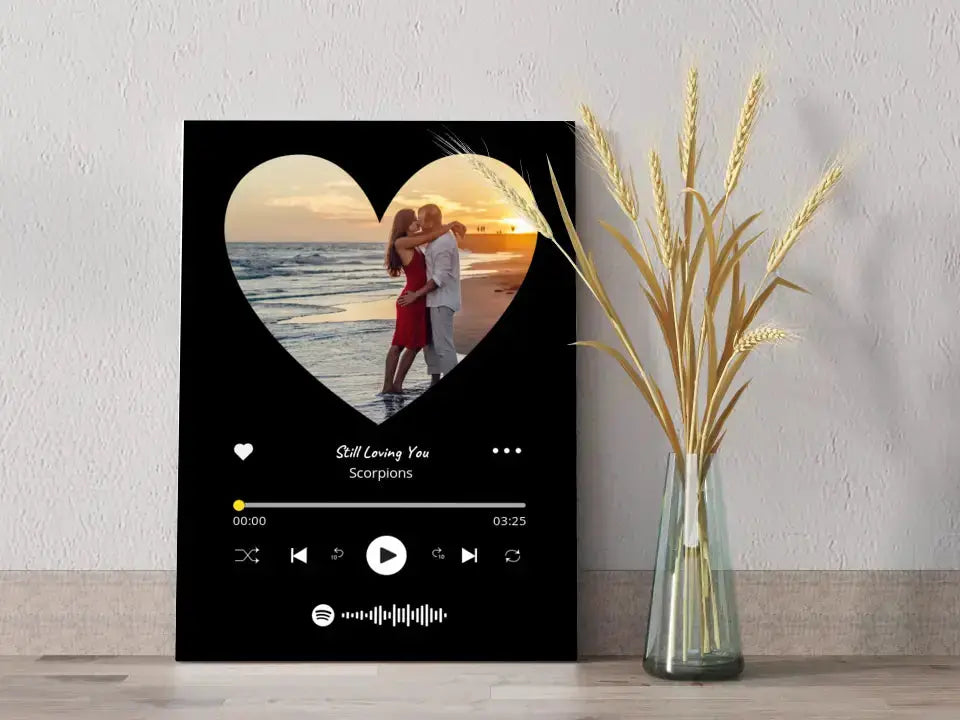 Personalizuotas Spotify muzikos grotuvas ant drobės su jūsų nuotrauka širdelės formos, daina ir spotify kodu  Drobe -  dovanokis.lt