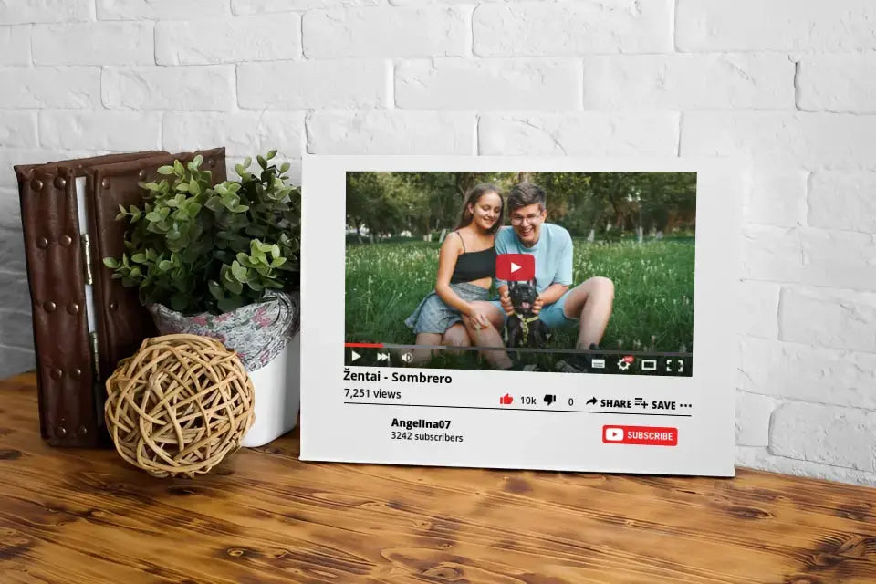 Personalizuotas "YouTube" dizaino kūrinys ant drobės su jūsų nuotrauka ir tekstais  Drobe -  dovanokis.lt