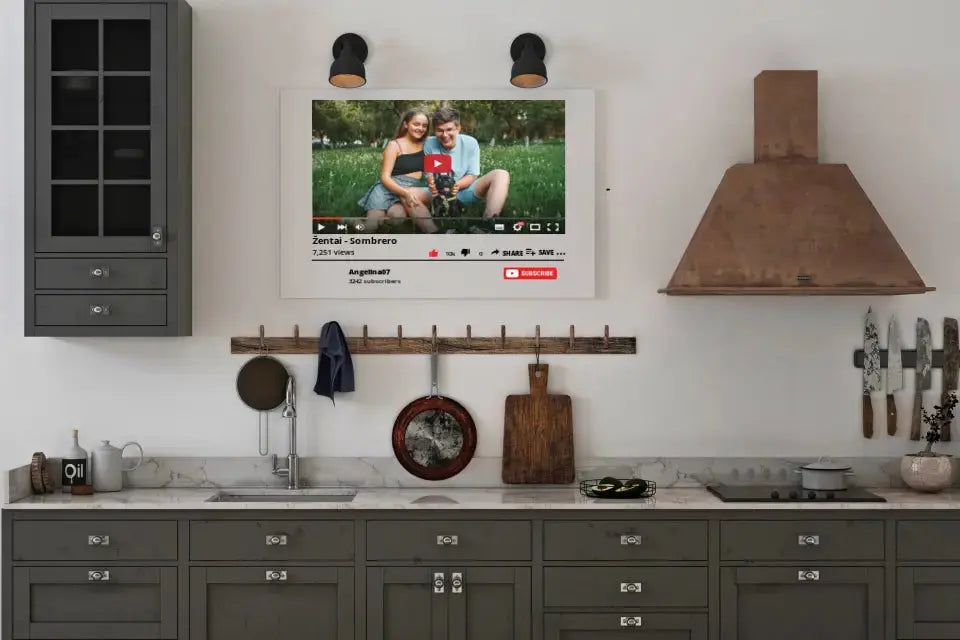 Personalizuotas "YouTube" dizaino kūrinys ant drobės su jūsų nuotrauka ir tekstais  Drobe -  dovanokis.lt