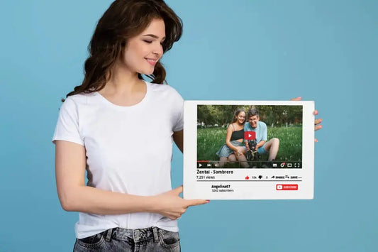 Personalizuotas "YouTube" dizaino kūrinys ant drobės su jūsų nuotrauka ir tekstais  Drobe -  dovanokis.lt