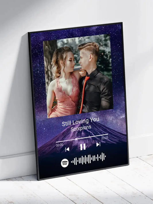 Personalizuotas Spotify muzikos grotuvo plakatas su jūsų nuotrauka, fonu, daina ir spotify kodu  Poster -  dovanokis.lt